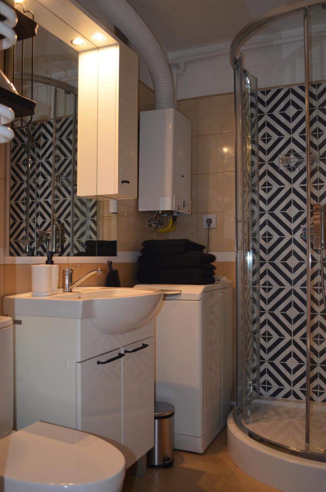 Silesia Park - Free Parking - Easy Check-in Apartment